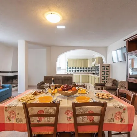 In 34685 Villa Cala Gonone